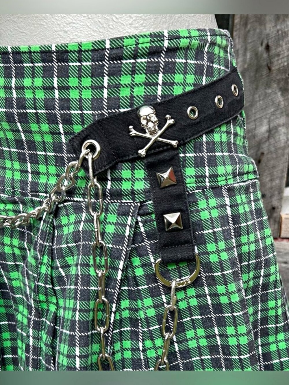 Vintage Y2K Tripp NYC Green Plaid Pleated Studded Chain Skull Punk Mini Skirt - Picture 3 of 8